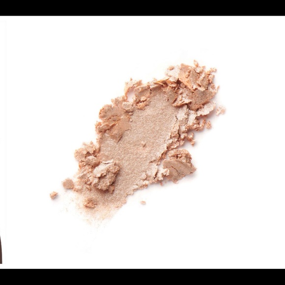 BIG SALE 🔥 Highlighter - Golden - Picture 2 of 3